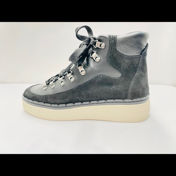 Ladies Vince Leather High Tops - Picture 4 of 8